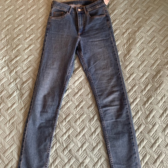 H&M Skinny Jeans - Picture 1 of 4